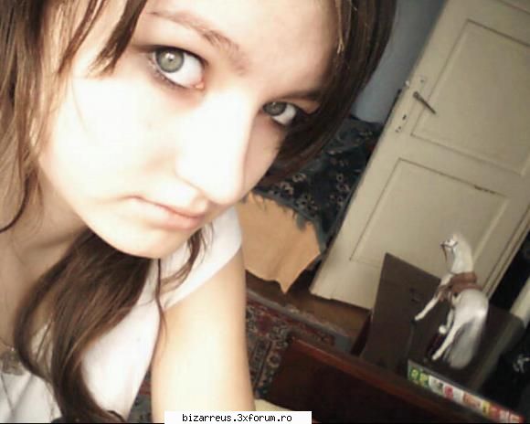 Little Rozzy...[Crazzy Emo Kid] - Defapt Nu!! Acu e Gata O - ●๋�Pictures With Us●๋�