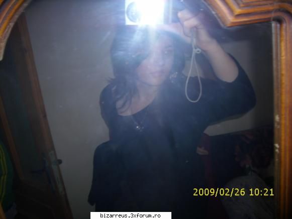 darkkk.... - decii... sper sa nu va speriati - ●๋�Pictures With Us●๋�