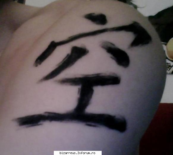 tatuajele lui YU - alai pe umar si asta to pe umar - ●๋�Yu●๋�